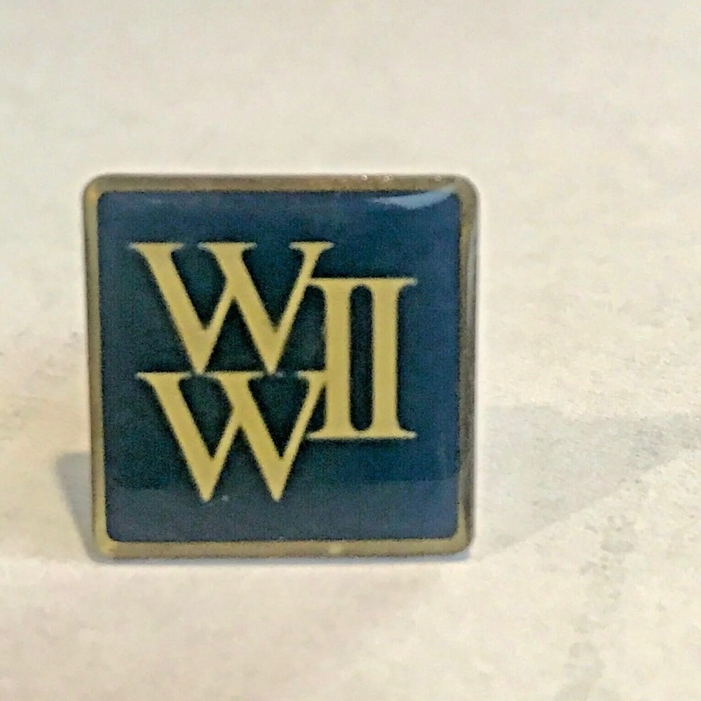 National WWII Memorial Lapel Hat Pin Washington DC Armed Forces Veterans